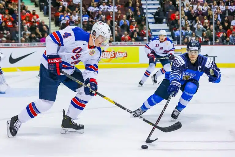 Olympialaisten jättisuosikin luottopelaajalle massiivinen jatkosopimus NHL:ssä