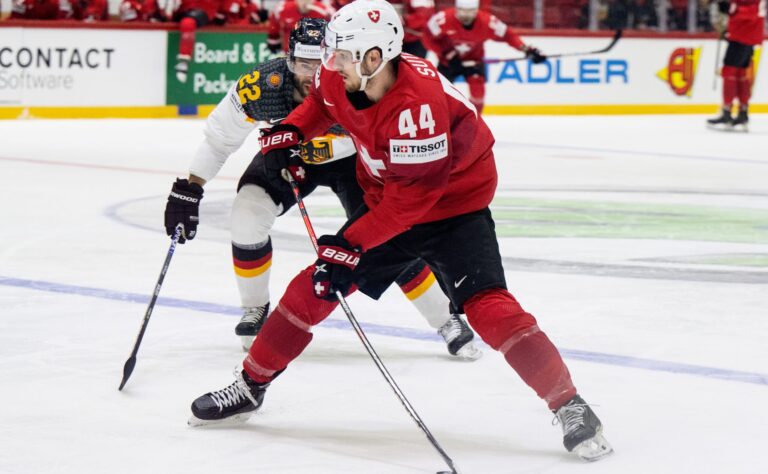 Sveitsin olympiatähti sai tilipäivän – tässä uusi NHL-seura