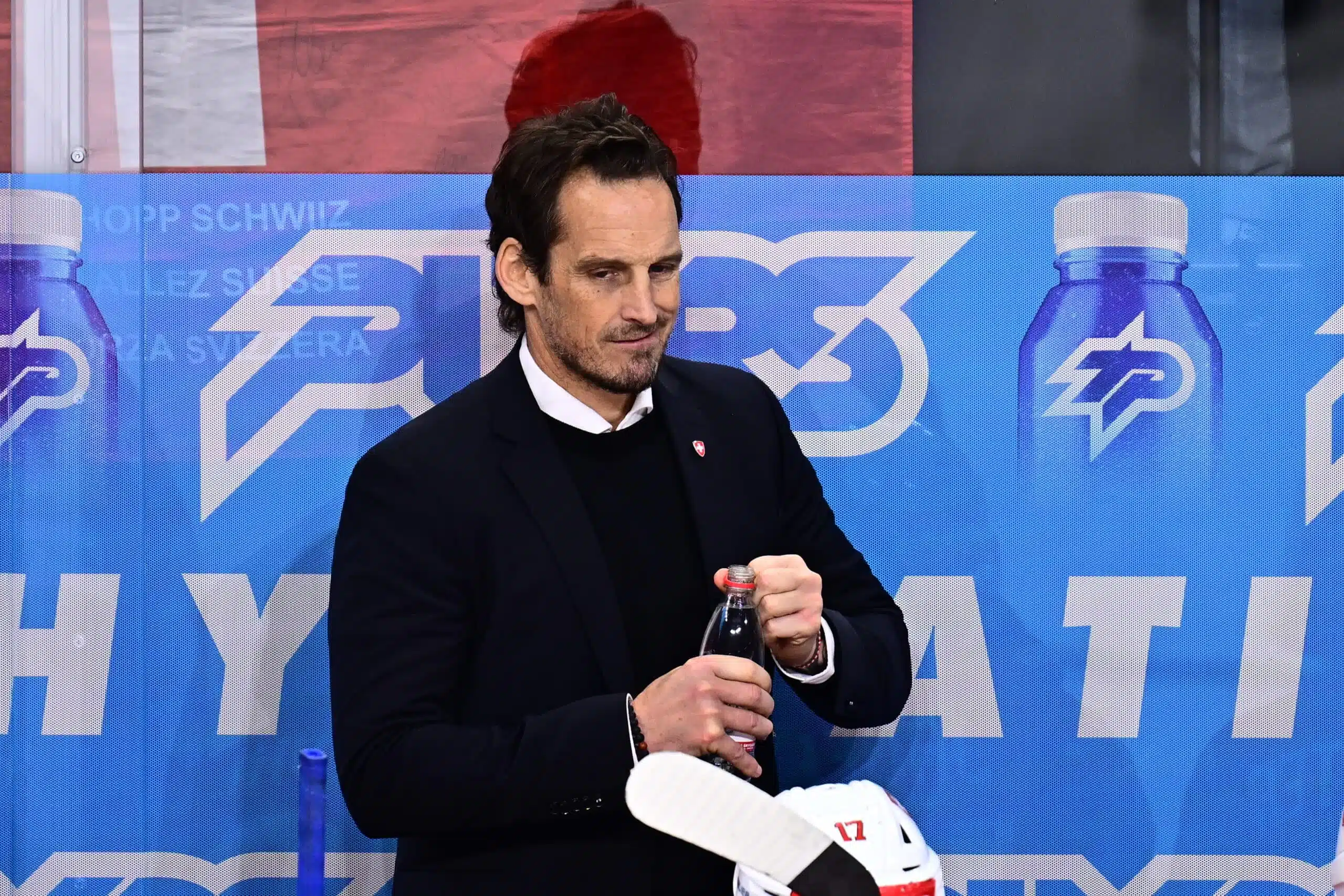 Jätti piikin väliin – päästettiin läpi sormien, sitten se maksoi työpaikan