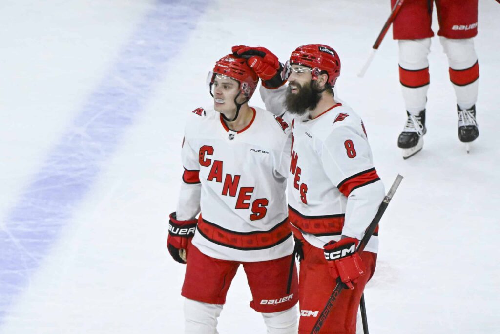 Sebastian Aho menettää jättimäisen tukipilarin