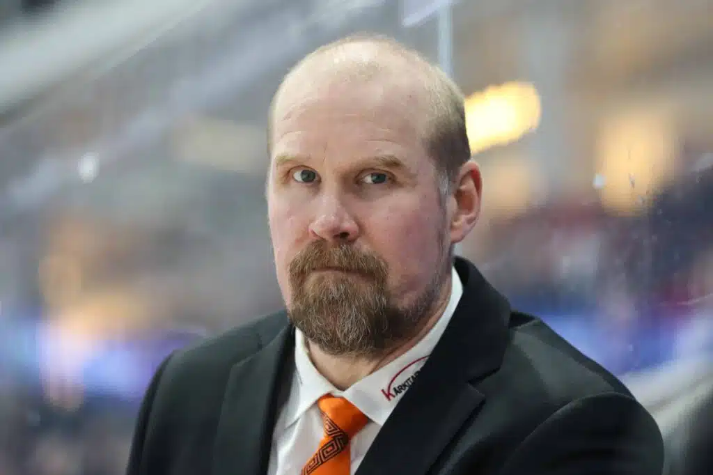 Sami Helenius jyrähti – miten käy Floridan ilman kapteeniaan?