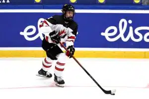Torontolle valtava voitto – katseet kääntyvät tähän nimeen