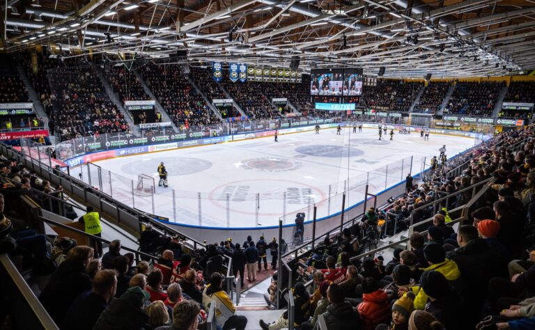 Kolme numeroa jäi muistiin – suomalaispelaaja kuuli tuomionsa