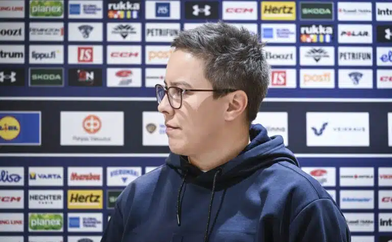 Tennislukemat taululle – päävalmentaja kertoo, mikä yhdisti Suomea