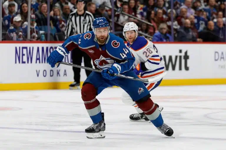 Kanadan maajoukkuepuolustaja jättämässä NHL:n? – tässä uusi mahdollinen osoite