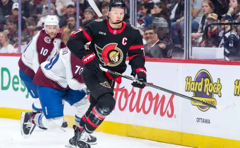 Yksi lyönti, iso jälkipyykki – NHL kuohuu tästä tilanteesta