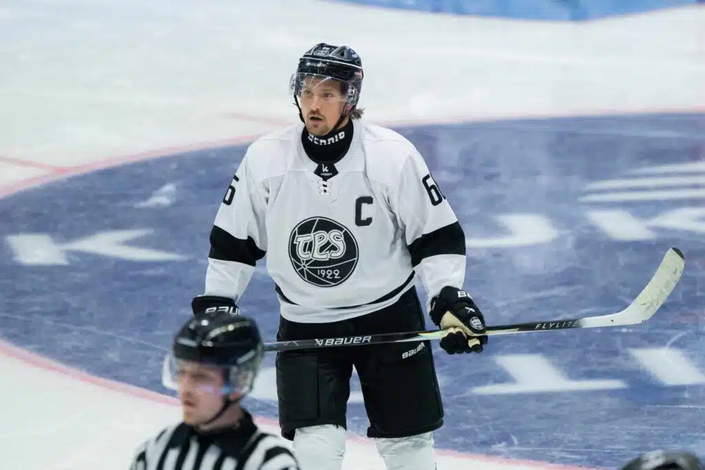 Liiga-tähdeltä paljastus tshekkilegendasta: ”Edelleen tietokone raksuttaa”