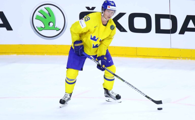 Nicklas Bäckström palasi kotiin – raaka todellisuus iski fanien silmille