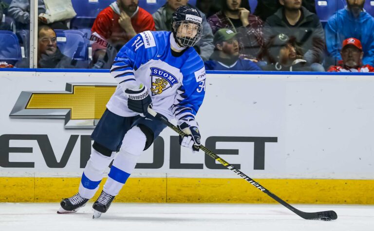 Nuori suomalaispuolustaja heräsi karuun NHL-todellisuuteen – pettymys