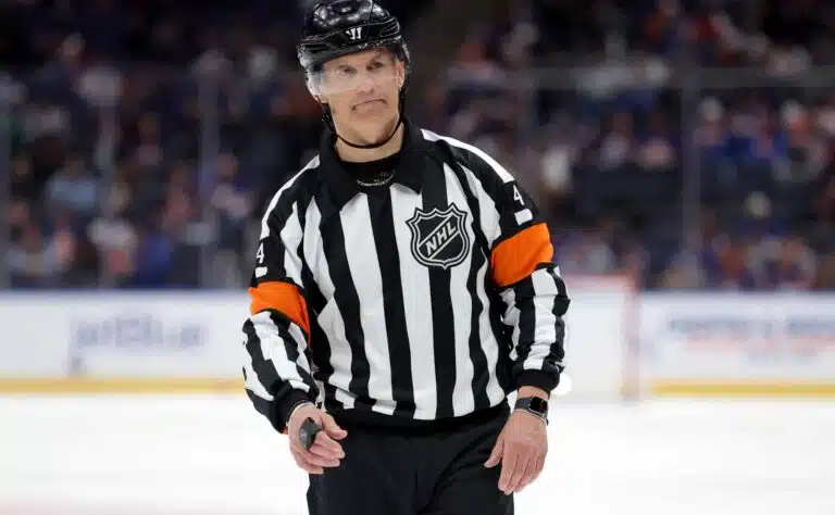 Lähde: NHL ja IIHF virittelevät muutosta tuomarilinjaan