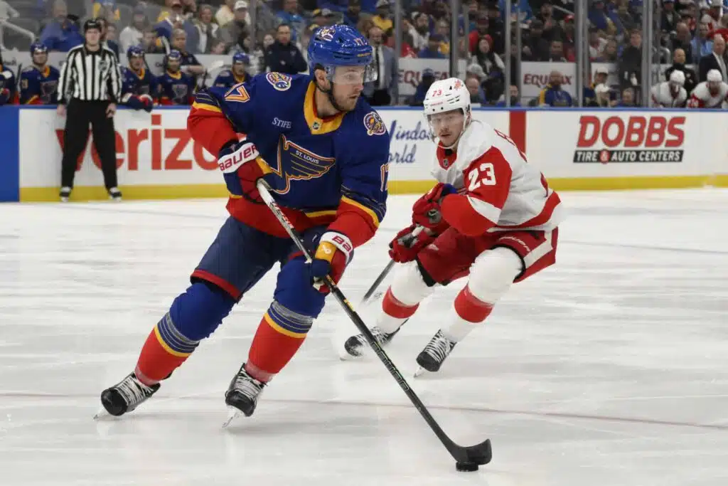 Moninkertaiselle MM-mitalistille häkellyttävä sopimus