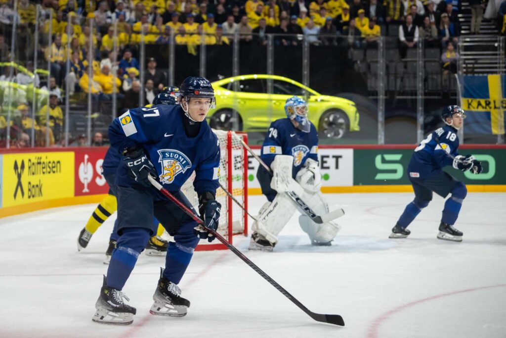 Leijonien tähtipuolustajalta fantastinen alku NHL:ssä