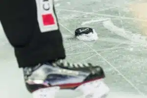 NHL-tähdet treenaavat tällä keksinnöllä – kaiken taustalla ollut mies kuoli 43-vuotiaana