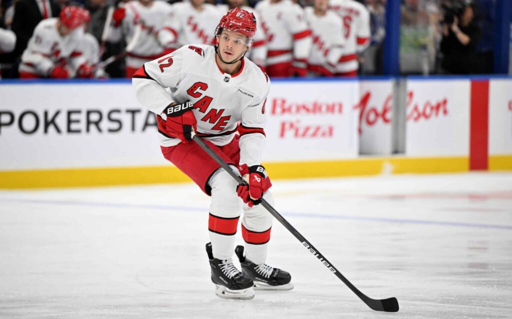 Jesperi Kotkaniemi väläytti – Carolina uskomattomassa putkessa