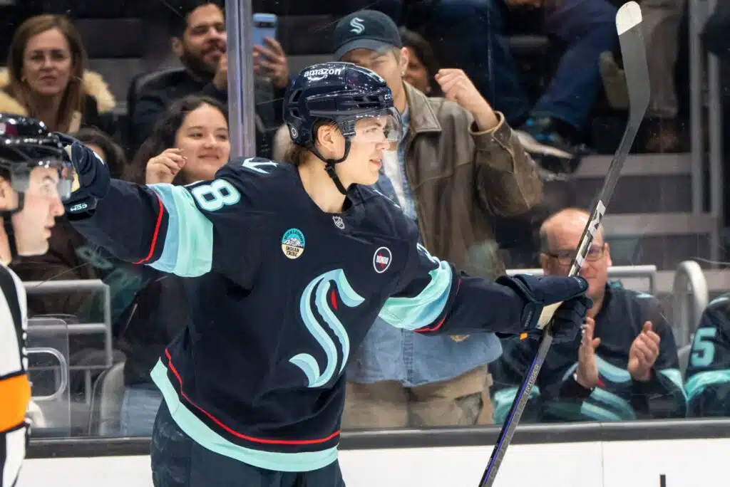 Iso suomalaisuutinen NHL:stä – tehomörssäri sai odotetun palkinnon