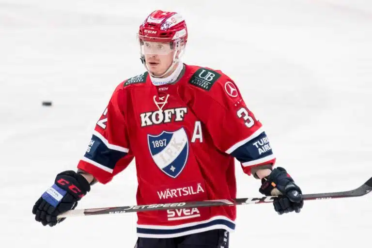 Helsinkiläislegenda palkitaan – Nordis hiljenee kunnioitukseen