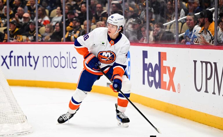 Nuori puolustaja räjäytti NHL:n – todellinen legenda jäi taakse