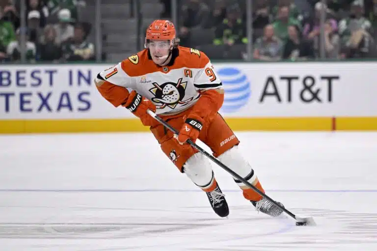 NHL-seura teki sen taas – Ruotsin tähti nousi ratkaisijaksi, vaikka olympiaunelma murskaantui