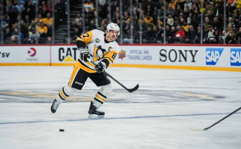 Sidney Crosby jatkaa rajojen rikkomista