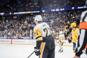 Kuusinumeroinen summa ja pitkä kakku sikailusta – näin se voi kostautua