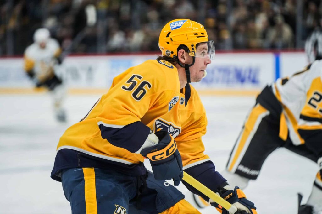 Leijona-hyökkääjä väläytteli – iso laiva kääntymässä?