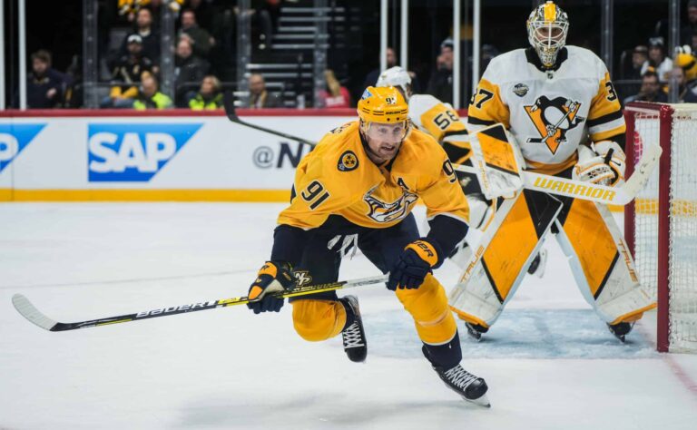 Steven Stamkosilta hersyvä kommentti Juuse Saroksesta