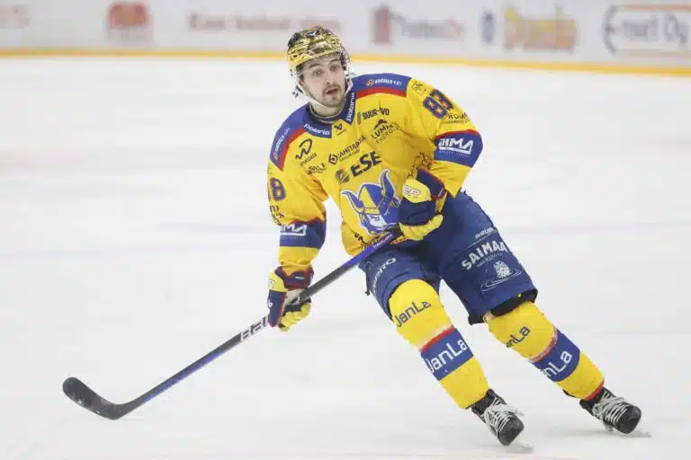 NHL-unelma jäissä – suomalaiselle pysäyttäviä uutisia