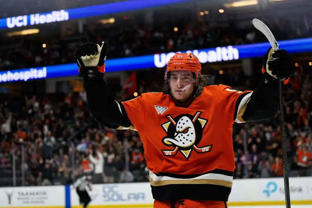 Ruotsin pisterohmu ällistyttävässä vireessä – katse kääntyi kahteen nimeen