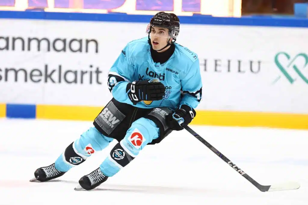 Liiga jäi taustapeiliin – Sami Kapasen ex-suojatti häipyi Jordanin suosituksesta