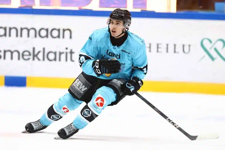 Liiga jäi taustapeiliin – Sami Kapasen ex-suojatti häipyi Jordanin suosituksesta