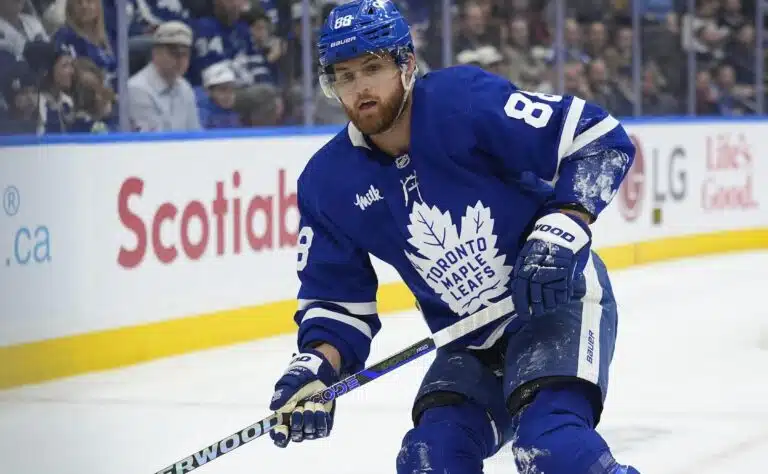 NHL:n ruotsalaiskirous jatkuu – supertähden paluu päättyi äkillisesti