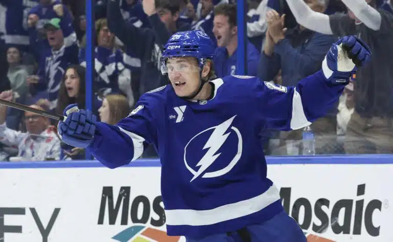 Ruotsin olympiatähti murskasi NHL-ennätyksensä – vastustaja jäi täysin varjoon