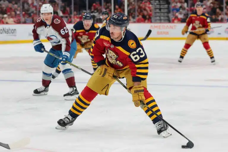 NHL-tähden kausi vaakalaudalla – Floridalle huolestuttavia uutisia