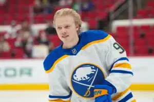 Nuori suomalainen jatkaa hiljaista läpimurtoaan – NHL:ssä kuhistaan tästä nimestä