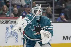 NHL-seura teki täyskäännöksen – viime hetken ratkaisu huippumaalivahdin kohtalosta