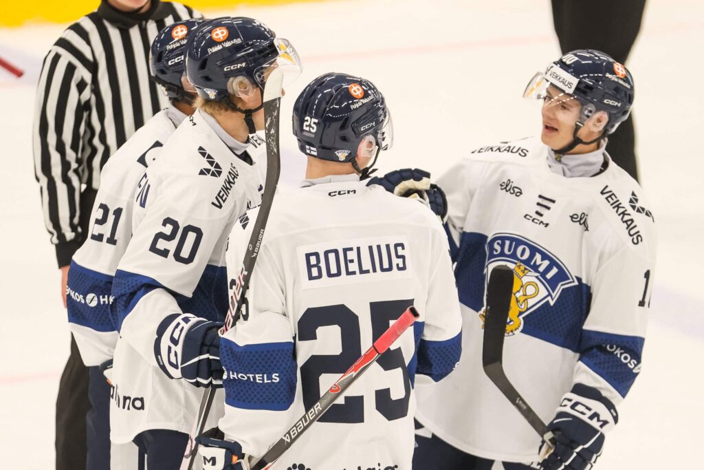 Suomen voitto sai Kanadan villiintymään – terävä piikki USA:lle