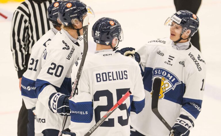 Suomen voitto sai Kanadan villiintymään – terävä piikki USA:lle