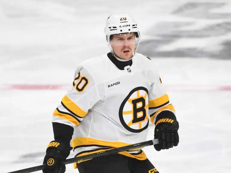 Leijona-puolustaja hymyilee – NHL:n tiukka linja jäi historiaan