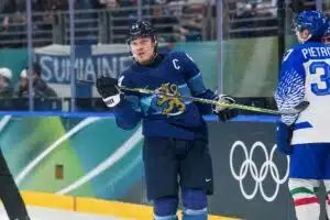 IL: Mikael Granlund sivussa Leijonista – onko kapteeni sairastunut?