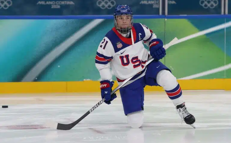 Revenneellä polvella olympiakultaan – supertähden uhraus oli valtava