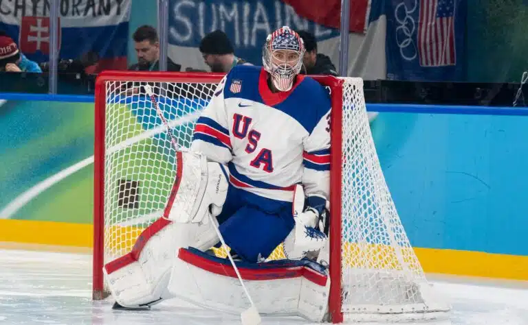 Olympiafinaali sai karun päätöksen – näin USA hiljensi Kanadan kriittisillä hetkillä