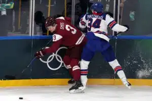 Liigassa loistanut huippulupaus teki NHL-sopimuksen – Rangers lähetti selvän viestin