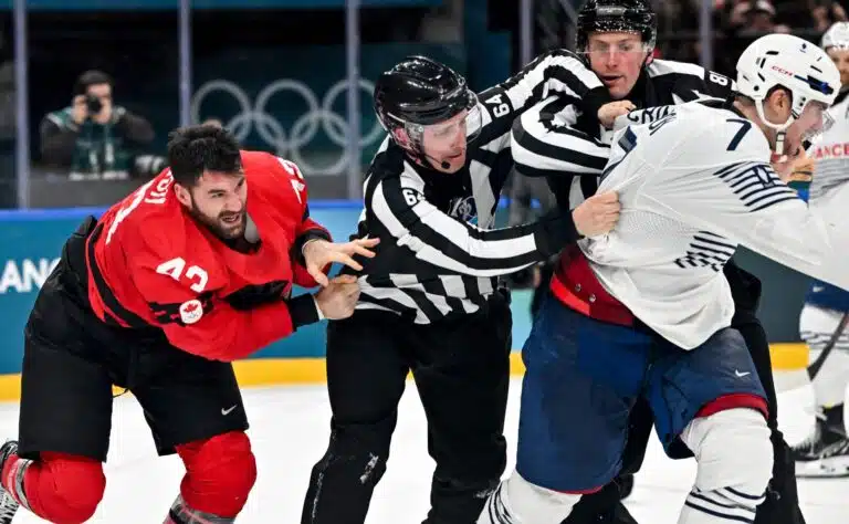 Olympiakiekon ensimmäinen tappelu – ketään ei yllättänyt, kuka sen aloitti