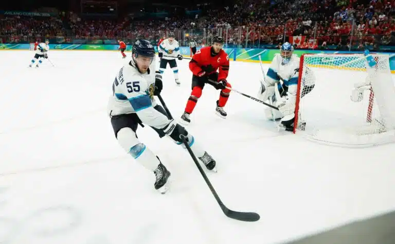 Leijona herätti siirtomyrskyn – nyt puhutaan jättikäänteestä NHL:ssä