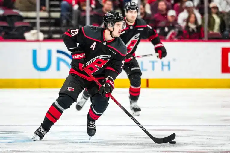 Sebastian Aho odotti tätä 10 vuotta – NHL:n ratkaisu osuu suoraan ytimeen