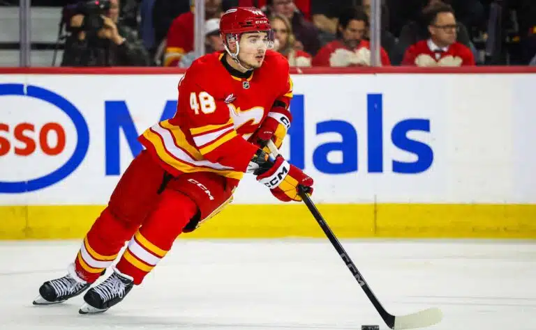 Leijona-veteraani paljastaa: näin nuori puolustaja voi loistaa kotikaupungissaan – “Nauti vain ja pelaa”