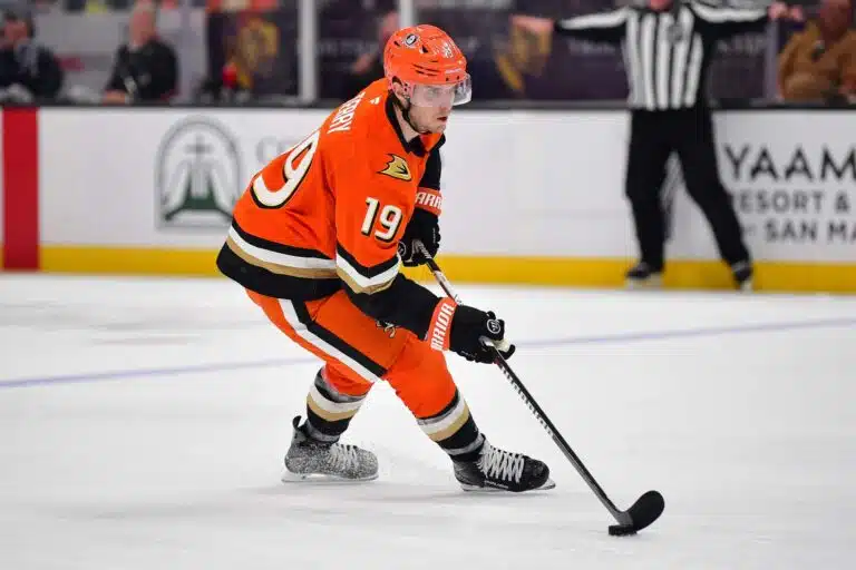 Mikael Granlundin Anaheim sai ikäviä uutisia – tähtihyökkääjä sivuun kuukausiksi
