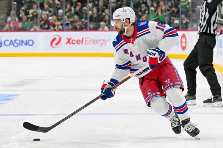 Olympiasankari liipaisimella – NHL-seura voi olla jättipäätöksen edessä