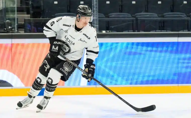Tapaus Veli-Matti Savinainen – Naisleijona puhui suunsa puhtaaksi HS:lle