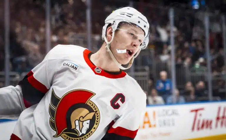 NHL-seuralla on edessä päätös, joka voi määrittää kevään suunnan – jenkkitähden tilanne huolettaa